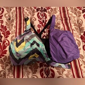 Victoria’s Secret SPORT criss-cross front close sports bra